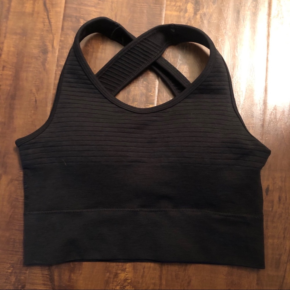 XS Alphalete Black Vault Bra